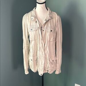 GAP Women's Utility Jacket in Cream